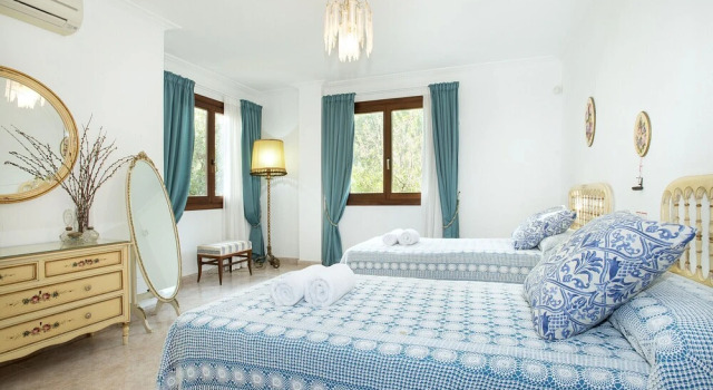Owl Booking Villa Far - 15 Min Walk to the Beach, Book Villa Port de Pollenсa 