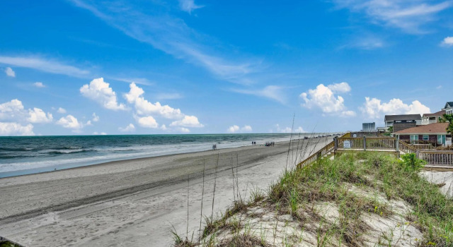 The Oasis, Oceanfront Home with Pool and Hot Tub, Reserva ahora Hotel Myrtle Beach Grand Strand