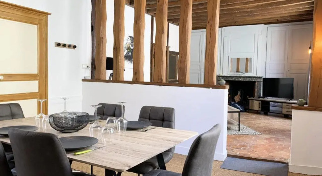 Le Clocher- Appartement dans le cœur de ville, Boek Appartement Chartres 