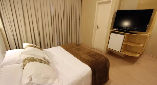Hotel Curi Executive, Забронировать Отель Отели в центре Пелотас, в центре