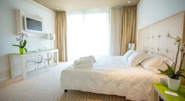 Двухместный номер Superior One Hotel & Restaurant