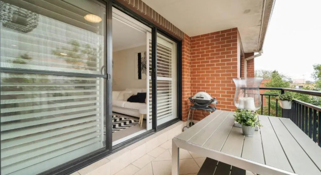 Апартаменты Walk to Coogee Beach Apartment Retreat