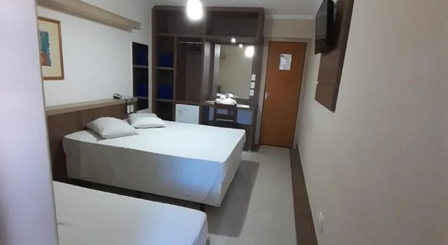 Hotel Lux, Забронировать Отель Недорогие отели Посус-ди-Калдас, рядом с Nossa Senhora de Fatima Church, недорого