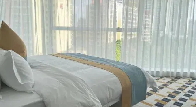 Люкс Luxury Huizhou Sanhuan Hotel (Xihu East Station Ganghui Shopping Center)