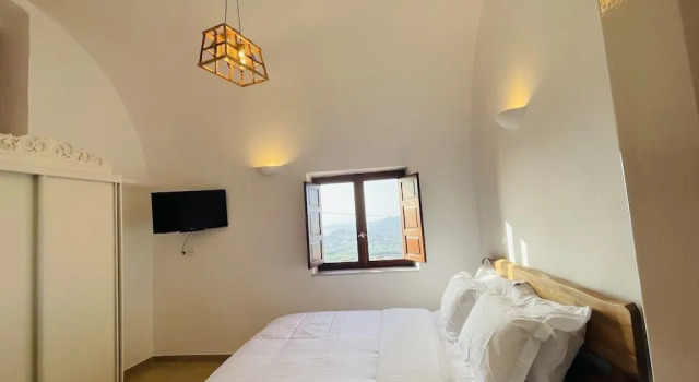 Diva Santorini Luxury Villa