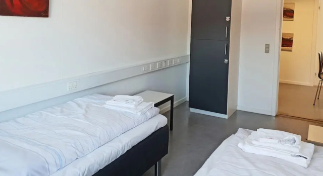 Vandrerhjemmet Illu, Book Hotel Hotels in Nuuk with Parking, Parking