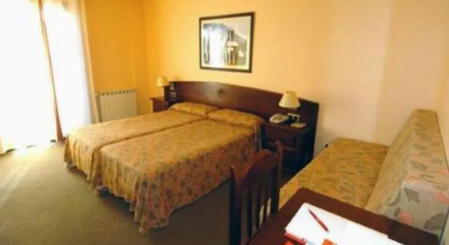 Camera Standard Hotel Romànic