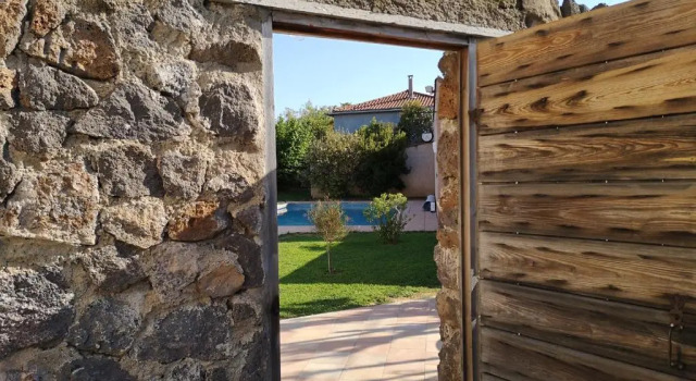 Вилла Gite Meuble Pour 1,2,3,4 Pers Avec Piscine a Partager