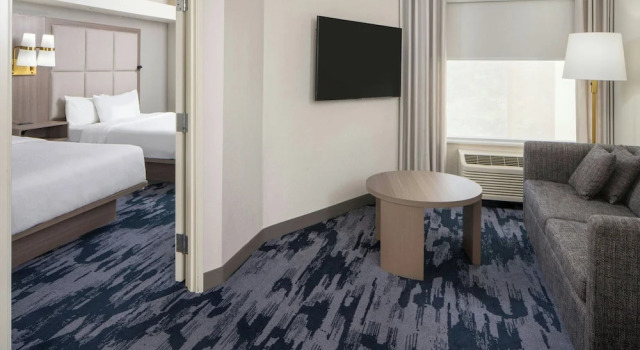Люкс Fairfield Inn & Suites by Marriott Lafayette South
