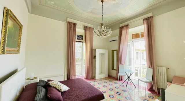 Двухместный номер Deluxe с балконом и с видом на море b&b Be Happy Salerno