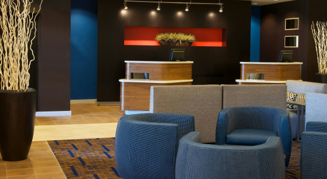Courtyard by Marriott Bloomington, Забронировать Отель Отели Блумингтон с бассейном, рядом с Iu Health Southern Indiana Physical, Бассейн