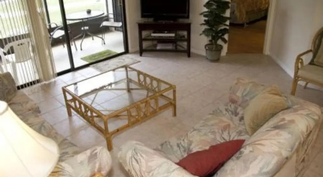 Ocean Village Club Condo J15, Rezerwuj Hotel Hotele w Saint Augustine Area z parkingiem, Parking