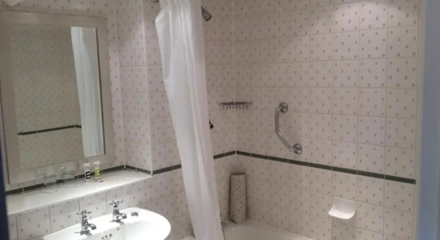 Номер Superior Whately Hall Hotel