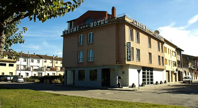 Hotel Arumí, Buchen Sie Hotel Santa Eugènia de Berga 