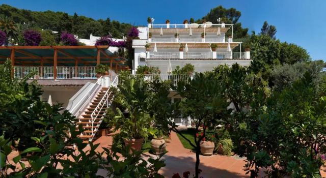 Полулюкс с видом на горы Hotel Villa Brunella