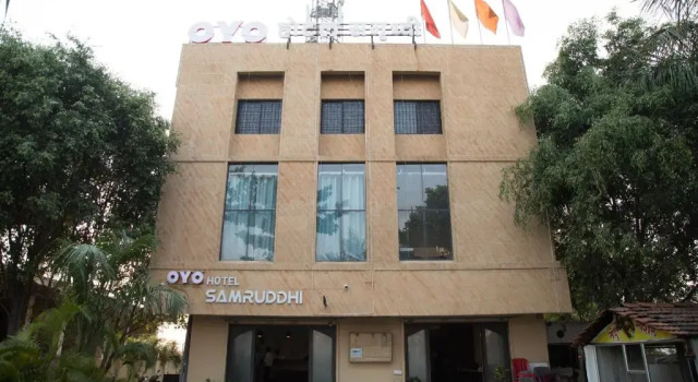 Hotel Samruddhi by OYO Rooms, Prenota Hotel Butibori Maharashtra