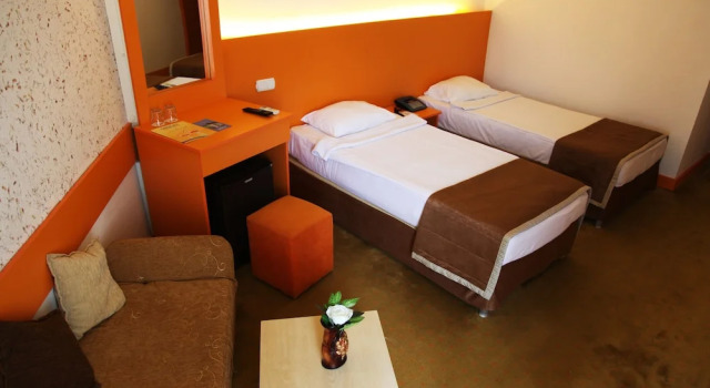 Номер Standard Orient Resort Hotel