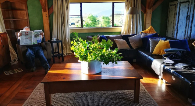 The House With No Nails, Rezervasyon Bed and Breakfast  