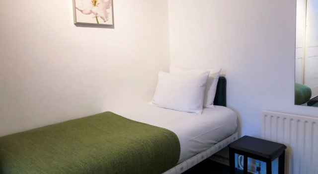 Апартаменты Comfort The Bawdens Holiday Apartments