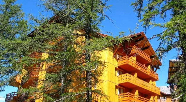 Family Alpine Stay in Risoul