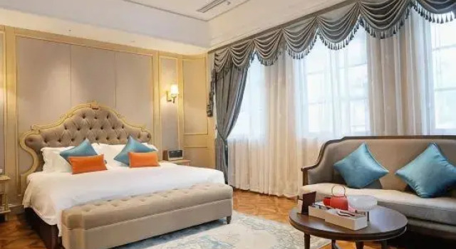 Люкс Executive Chengdu Dufu No.72 Hotel (Chunxi Road Tianfu Square)