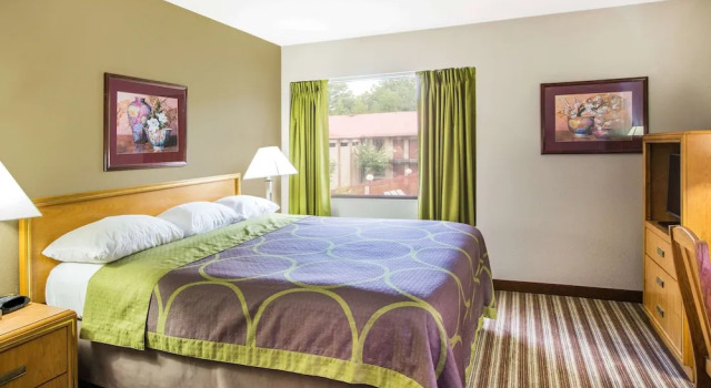 Люкс Comfort Super 8 by Wyndham Oxford MS University Area