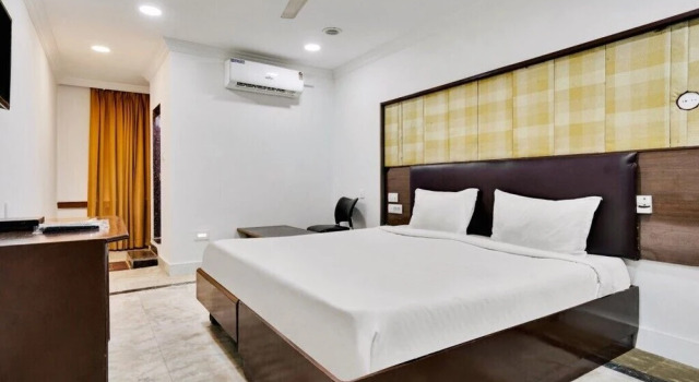 iROOMZ Hotel Hyderabad Towers, Rezerwuj Hotel Banjara Hills 