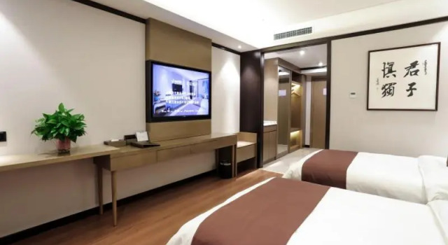 GreenTree Inn Baoding Quyang Beiguo Mall Express Hotel, Book Hotel Quyang Hebei