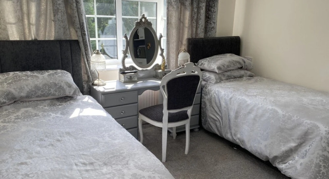 Tower Hill Guest House, Rezervați Pensiune Basingstoke Hampshire