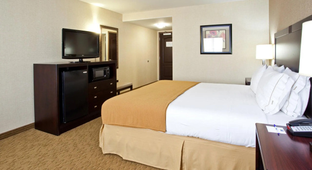 Двухместный номер Standard Holiday Inn Express Fresno South by IHG