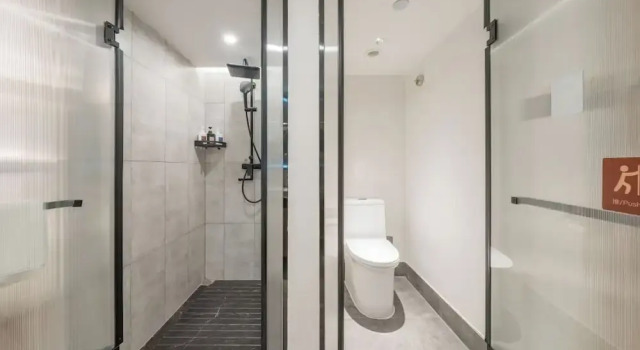 Номер Comfort 18HOW Qianmen Grape Courtyard Hotel