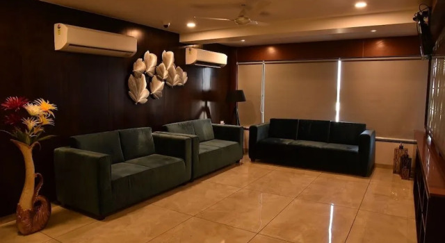 JK Rooms 134 Hotel Comfort, Prenota Hotel Bharuch Gujarat