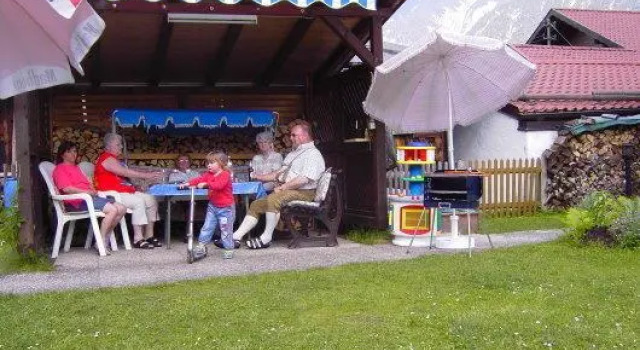 Gabriele Und Gabi, Rezervasyon Otel Oberau Garmisch-Partenkirchen