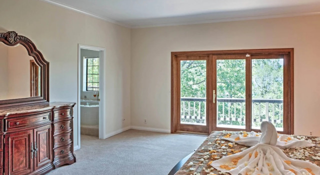 Lake Arrowhead House w/ Lake Views & Wet Bar!, Book Hotel Lake Arrowhead California