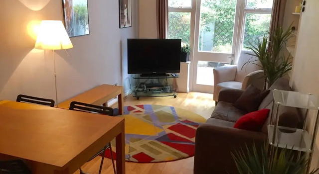 Stylish Apartment in Victoria, Забронировать Апартаменты/квартира Баттерси Лондон