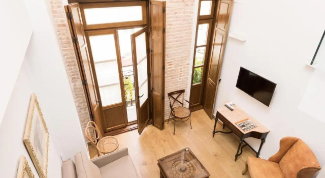 Апартаменты с балконом Barracart Apartments