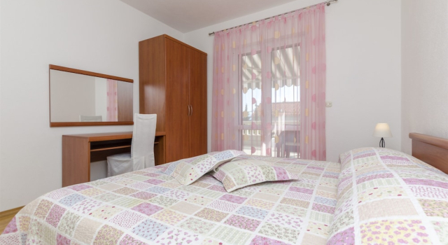 Apartments and Room Villa Niko, Забронировать Апартаменты/квартира Апартаменты Бола, рядом с Пляж Порт Бол, Апартаменты/квартира