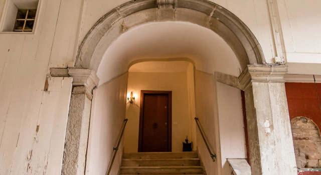 Admiral Emo Palace Over Canal Grande, Забронировать Апартаменты/квартира Апартаменты Венеции, рядом с Консульство Франции в Венеции, Апартаменты/квартира