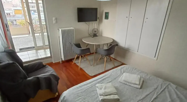 5th floor studio with views and a huge balcony