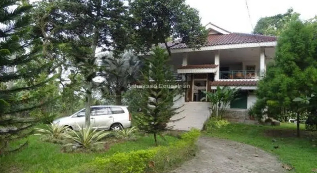 Arthayasa Guest House