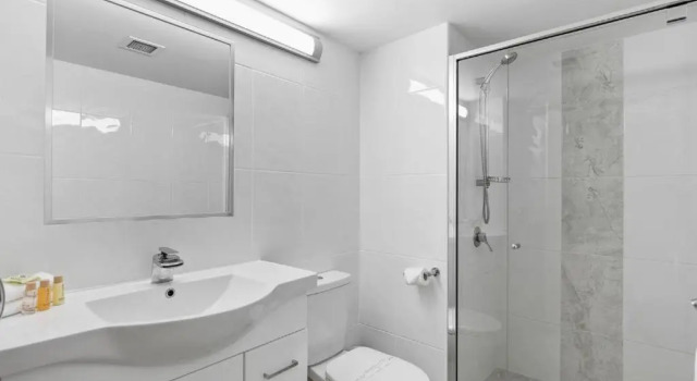 Номер Superior White Crest Apartments