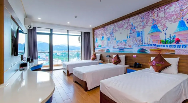 Трёхместный номер Standard с видом на город Sakura Hotel