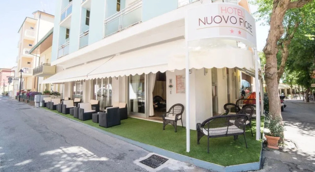 Hotel Nuovo Fiore, Забронировать Отель Отели Побережья Марок с завтраком, Завтраки