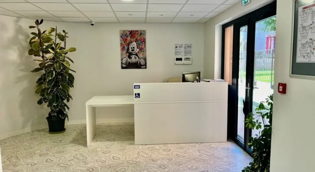 Les Cimes du Mont Royal, Book Hotel Hoteller i Gourdan-Polignan med parkering, Parkering