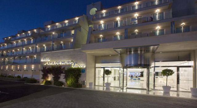 Mar Hotels Playa de Muro Suites, Book Lejlighedshotel Hoteller i Playa de Muro med morgenmad, Morgenmad