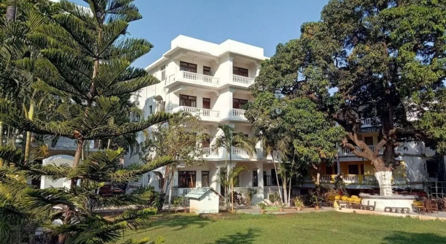 Candolim Hideout Resort, Prenota Resort Baga 