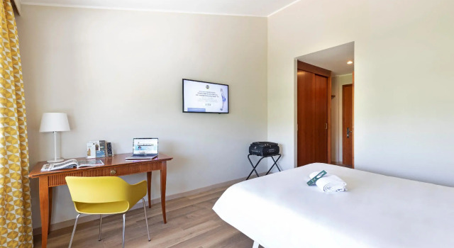 Двухместный номер Standard B&B Hotel Affi - Lago di Garda
