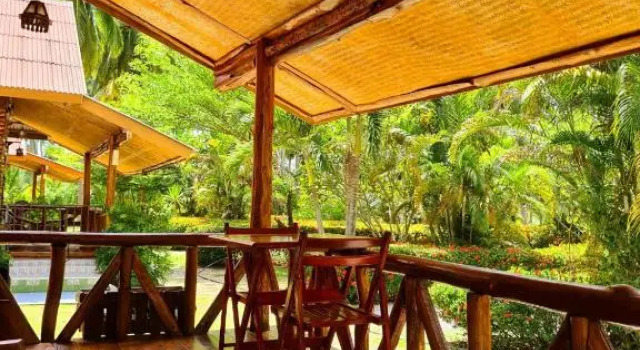 Бунгало Sangjun On Beach Resort