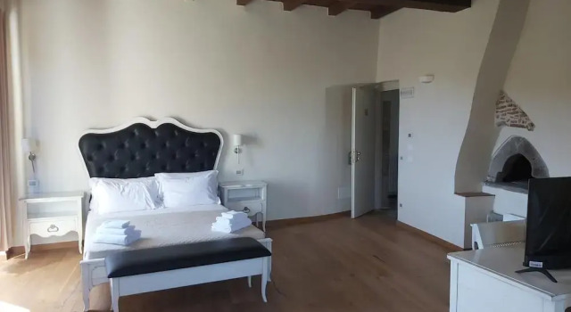 Albergo Palazzo Costa, Book Hotel Hotels in Beverino with Parking, Parking