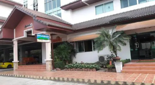 Ingfah Apartment